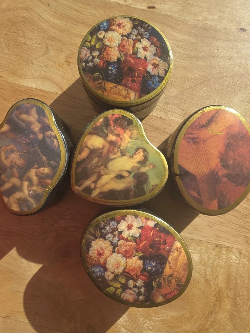 Set of 5 Vintage-Style Plastic Trinket Boxes Art Print Assorted Shapes 3
